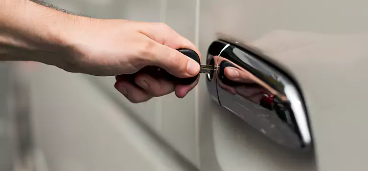 Why Choose Our Auto Locksmith Team in Iowa City, IA?