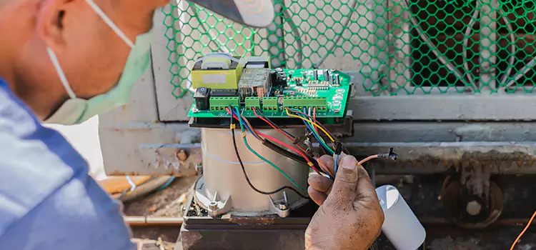 Electric Gate Motor Replacement in Iowa City, IA
