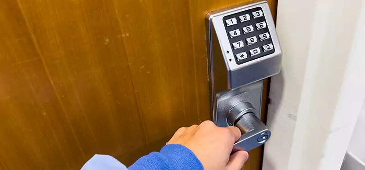 Why Choose Us for Your Keypad Lock Needs in Iowa City, IA?